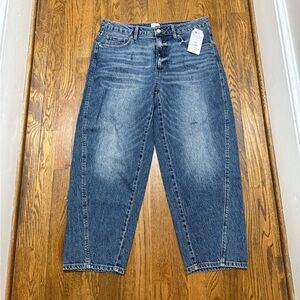 Women’s time and tru Blue Jeans new with tags